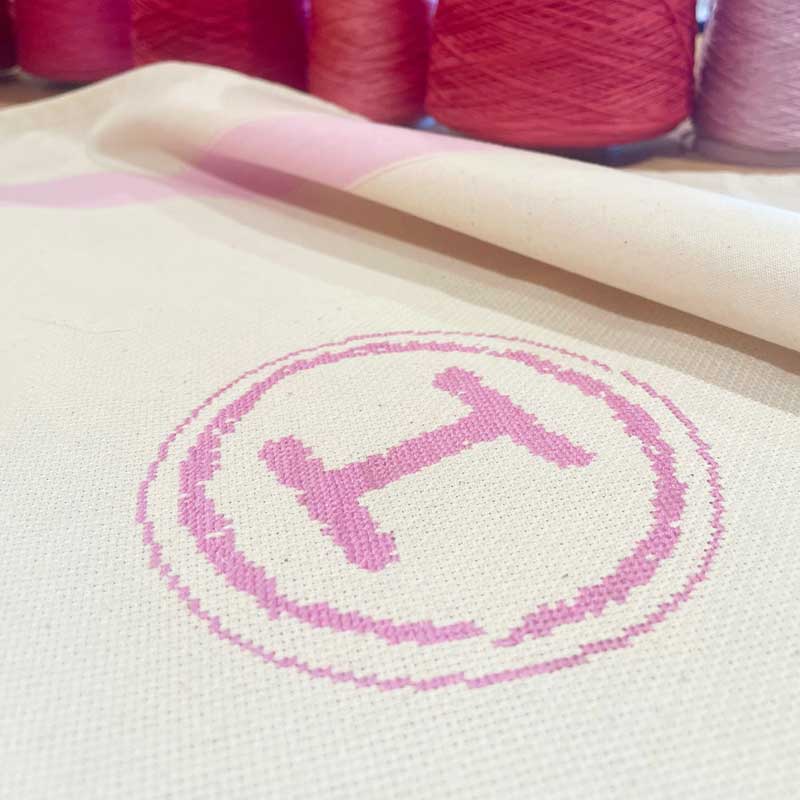 Embroiderable tea towel, ecru background with pink borders. - Image 9