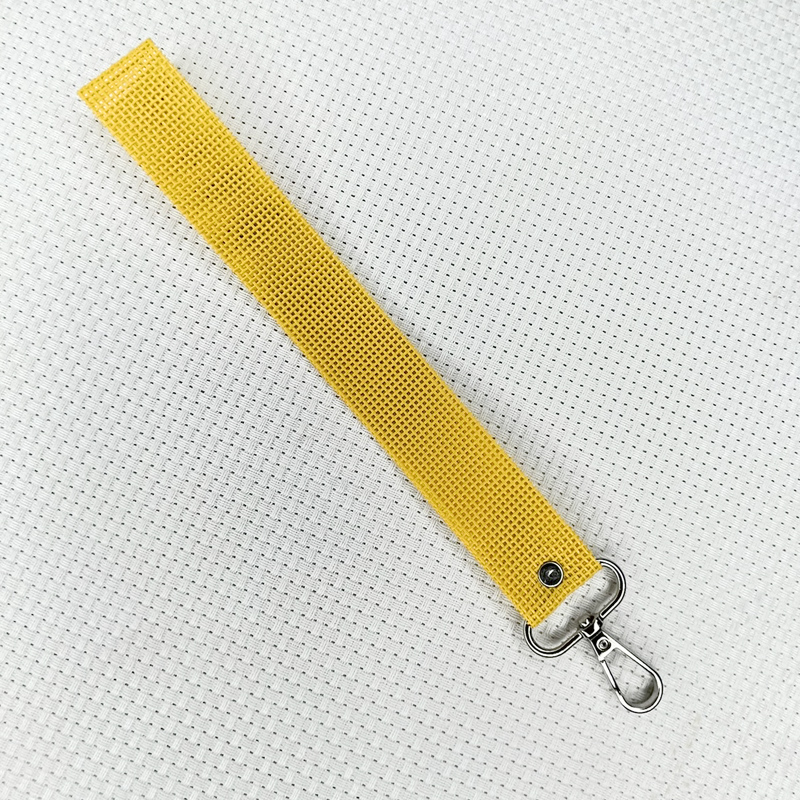Yellow keychain - Image 3